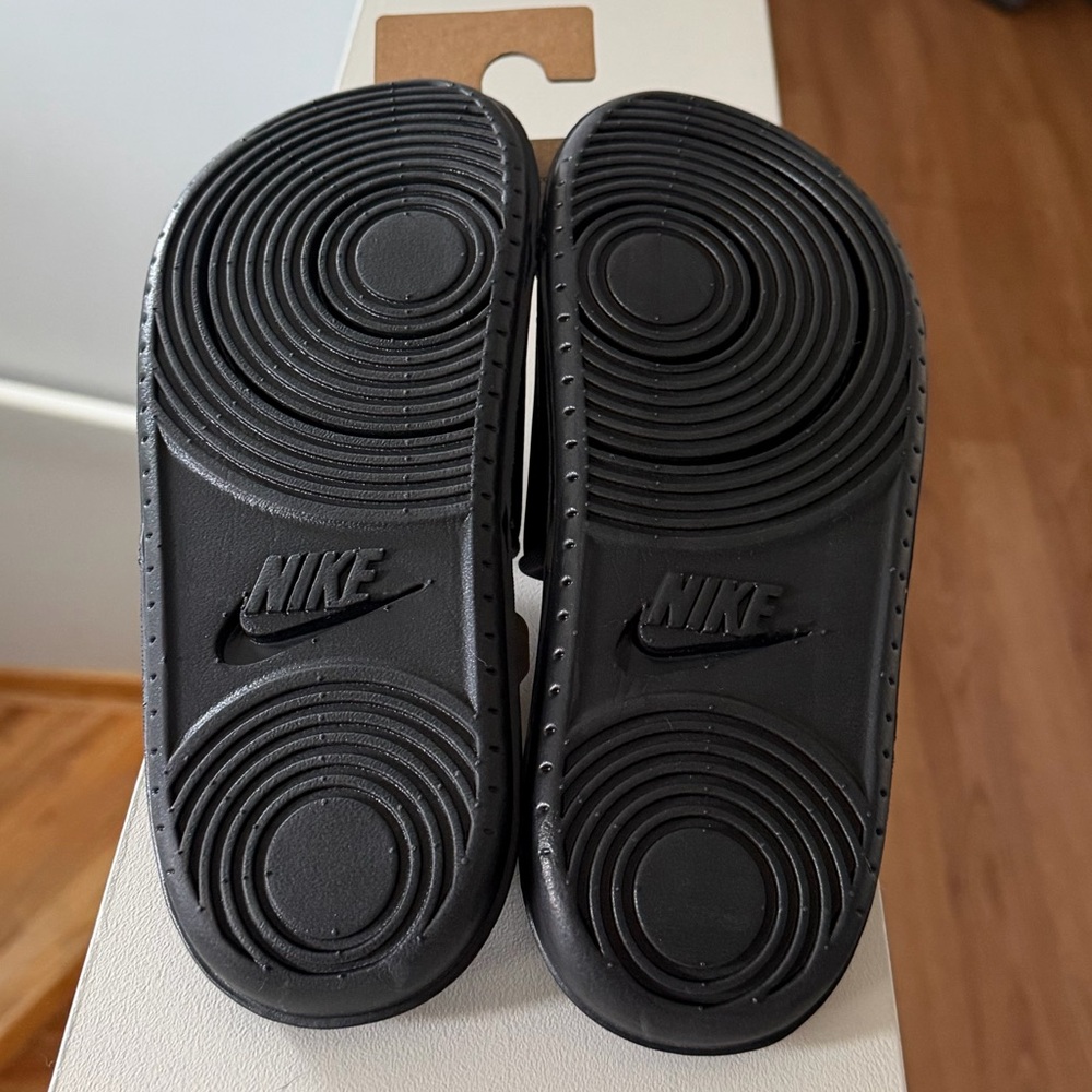 Brand new “Nike “(of court slide)slippers for women.Size-8,color black.🖤 - Picture 6 of 10